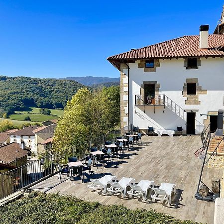 Palacio De Aralar Grande Familias Oskotz Exteriér fotografie